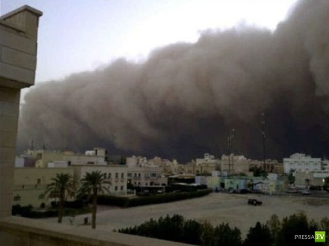 Песчаная буря в Кувейте (7 фото)