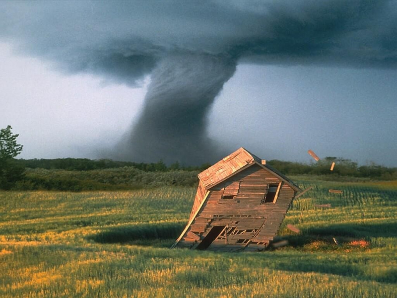 Торнадо и необычные природные явления