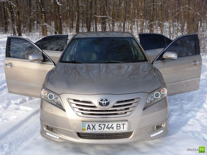 ����������� �������������� Toyota Camry (31 ����)