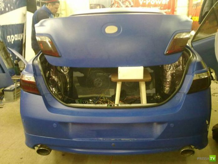 ����������� �������������� Toyota Camry (31 ����)