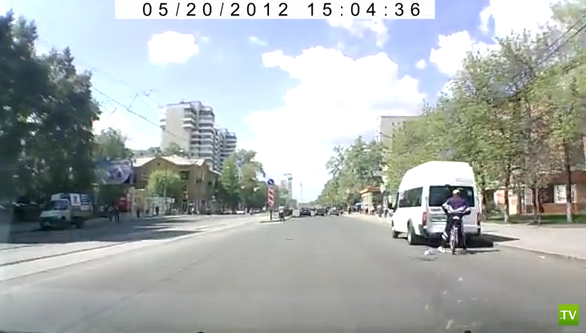 Велосипед врезался в Газель...