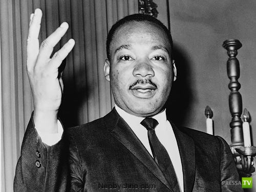 Самые известные случаи талантливого плагиата (14 фото) Самые известные случаи талантливого плагиата (14 фото)