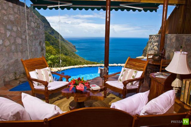   Ladera Resort    (20 )