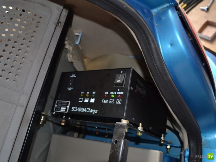 Российский электромобиль E-Car (19 фото) Российский электромобиль E-Car (19 фото)