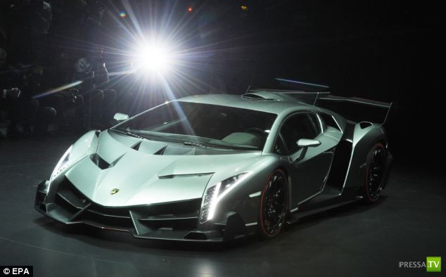   Lamborghini Veneno (9 )