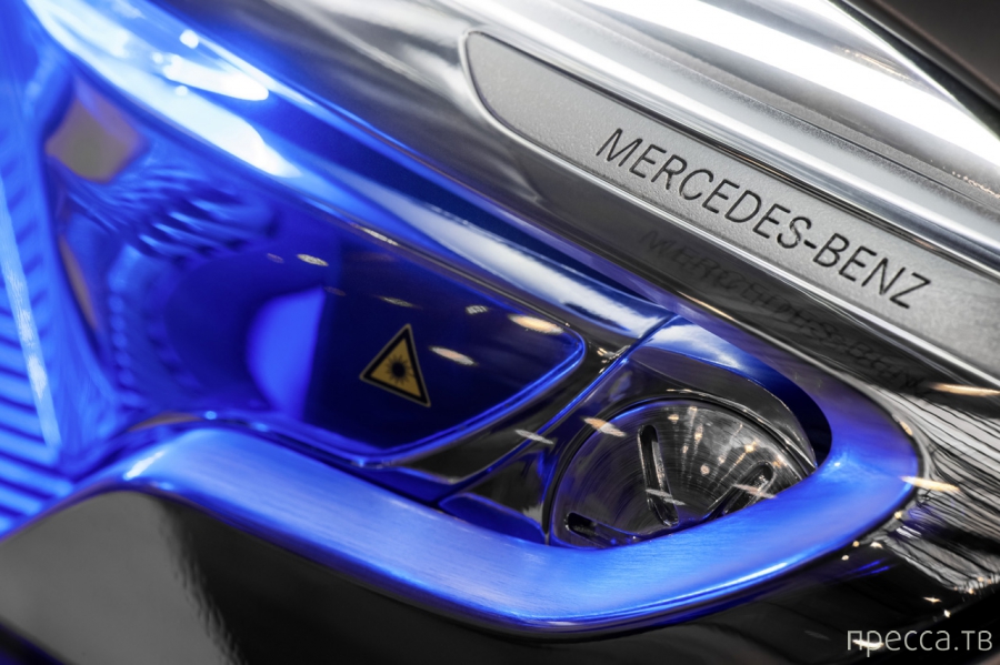 Mercedes-Benz GLA Concept    (11 )