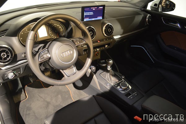  2014 - Audi A3  (15 )
