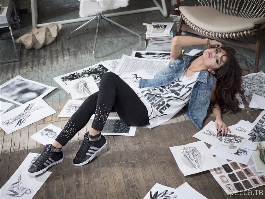 Selena Gomez /      Adidas NEO,  2013 (10 )