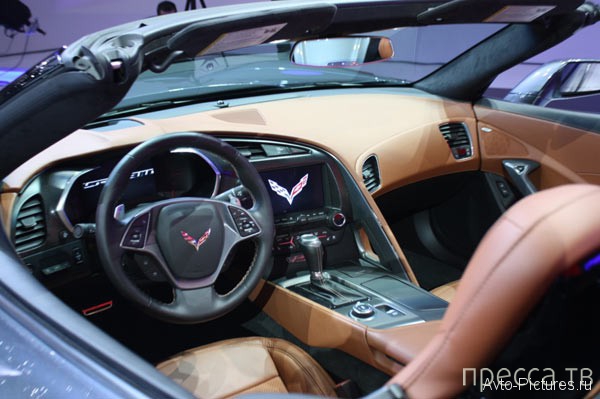  2014:   Chevrolet Corvette Stingray (17 )