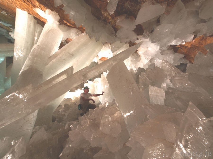 Cueva de los Cristales -      (19 )