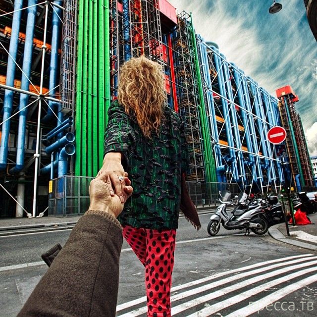 ������ ���������� ������� "������ �� ����" (Follow me) ��������� ������ ������� (20 ����)