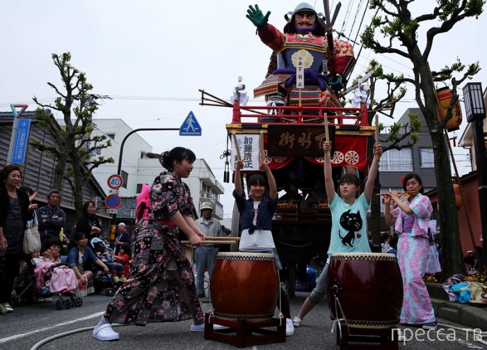 Фестиваль кукол Микуни в Японии (14 фото)