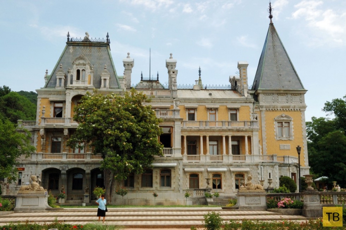Массандровский дворец в Крыму (11 фото)