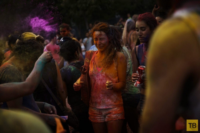 Индуистский фестиваль Холи в Мадриде (11 фото)