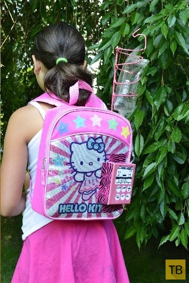 Девочка победила рак и изобрела специальный рюкзак, чтобы помочь другим больным (12 фото)