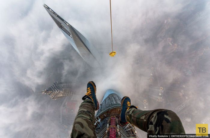 Головокружительные снимки на экстремальной высоте (84 фото)