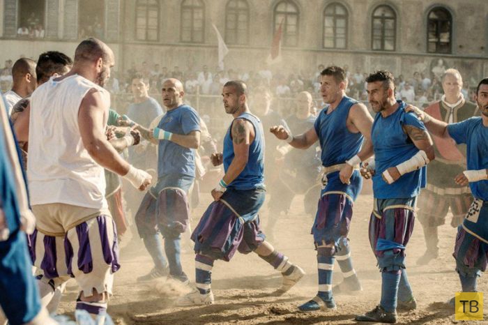 Кальчо флорентино - самая жестокая разновидность футбола (39 фото)