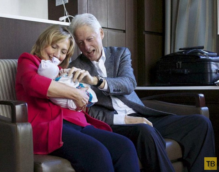 Первые фото новорожденной внучки Билла Клинтона (14 фото)