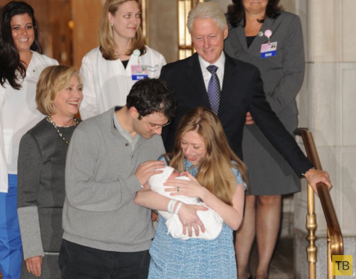 Первые фото новорожденной внучки Билла Клинтона (14 фото)