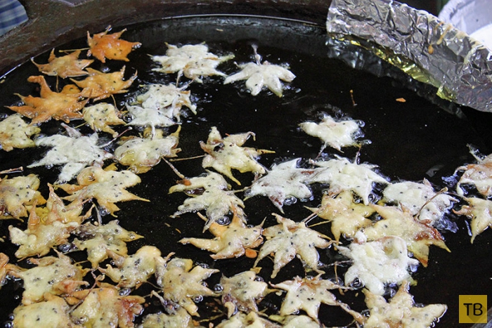 Японское лакомство из листьев клёна (8 фото)