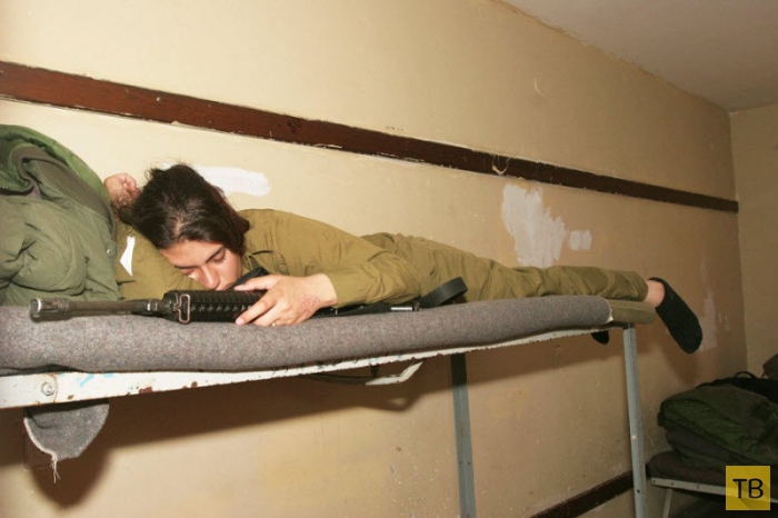 Начальная подготовка девушек Армии обороны Израиля 2007 (16 фото)