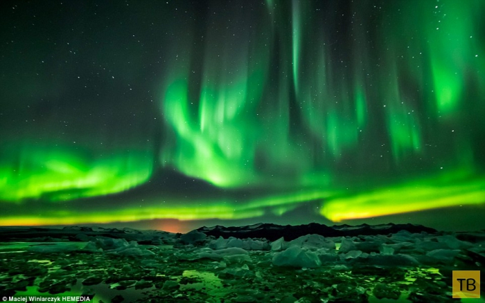 Северное сияние в небе Исландии (7 фото)